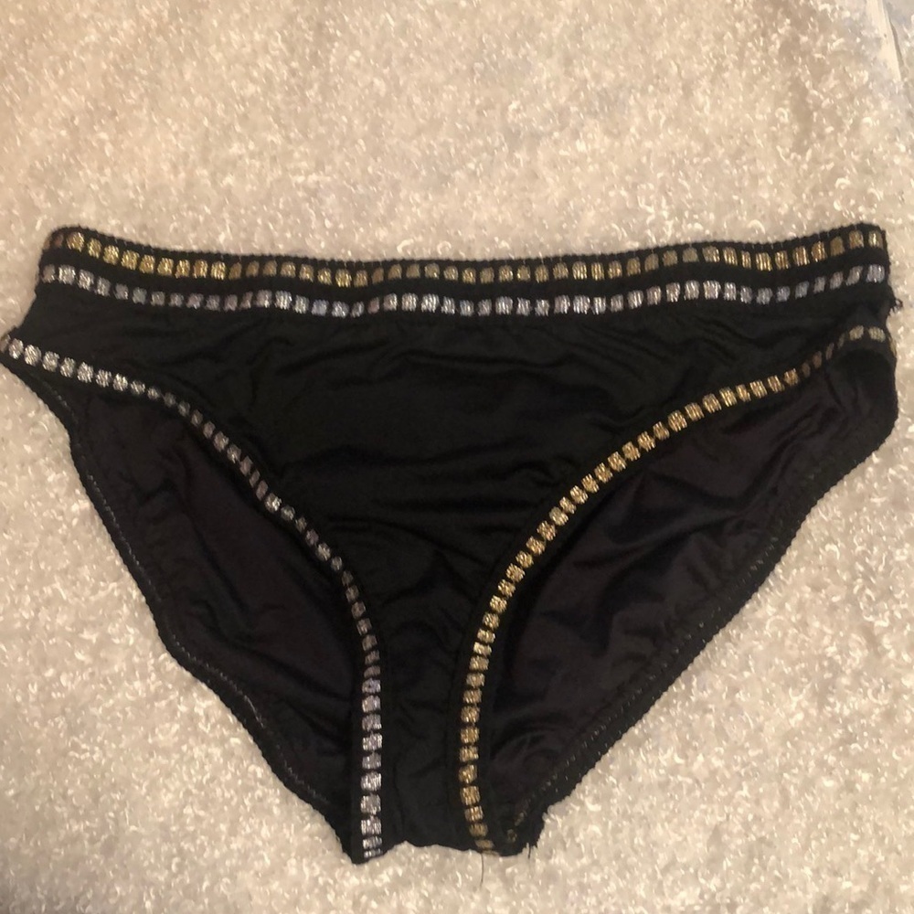 La Blanca bikini, black with metallic trim. Sz 16